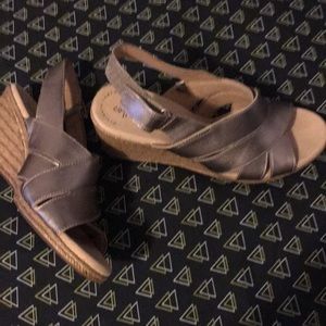 Pretty wedges